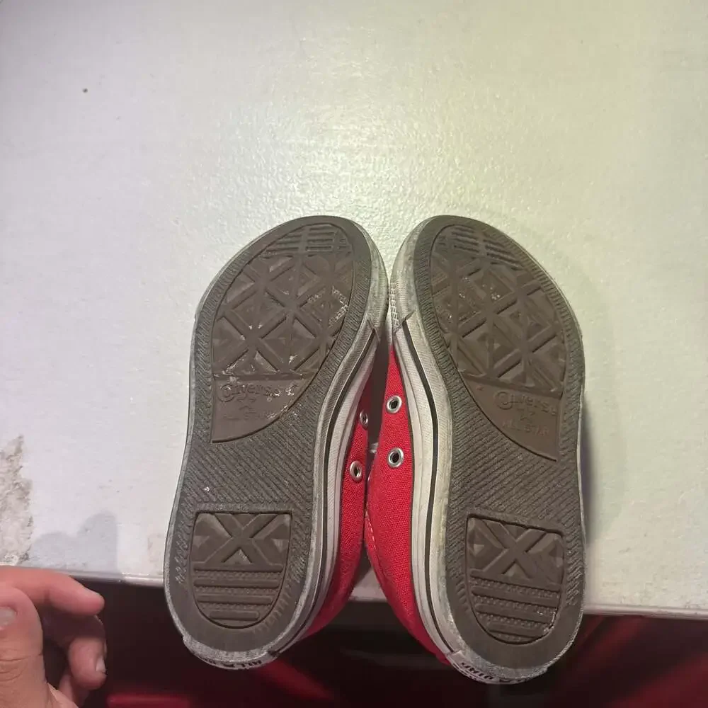 Converse All Star Toddler Low Top Red Canvas Sneakers Size 5